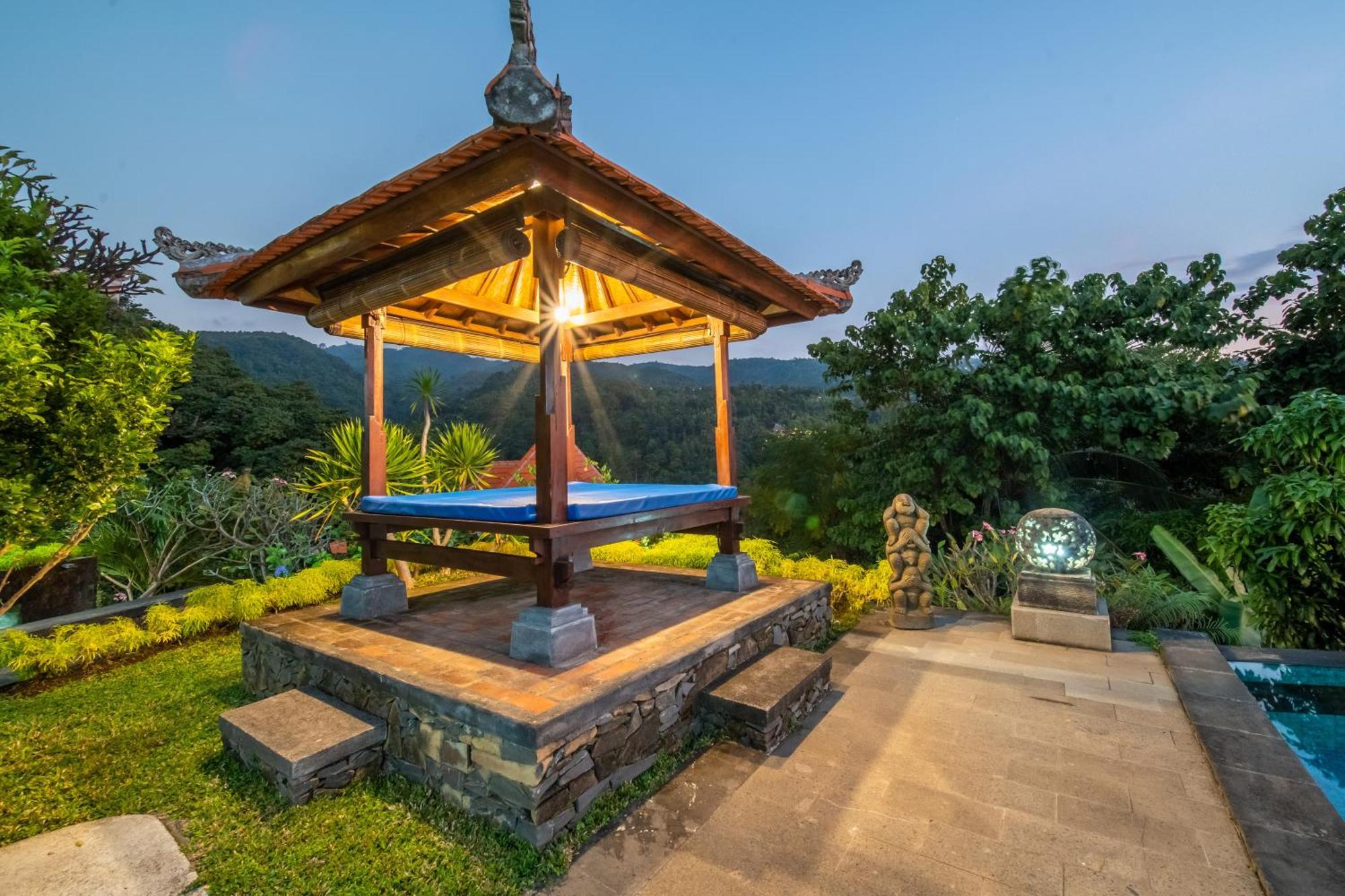 Villa Selonding Batu Lovina  Luaran gambar